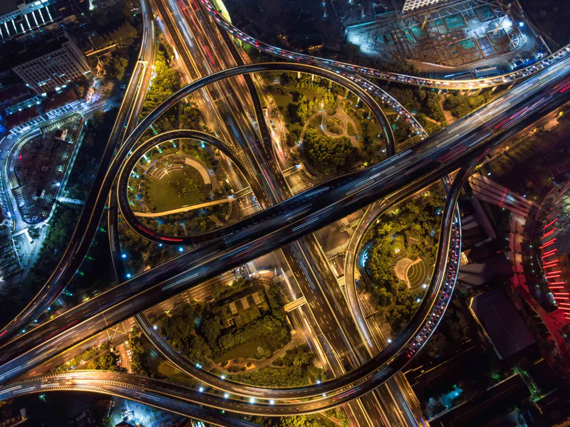 Municipal intersection where radar and video support different traffic-management decisions
