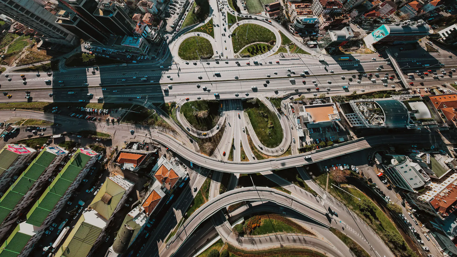 Multilane highway traffic used to evaluate count lane speed and vehicle-class data requirements