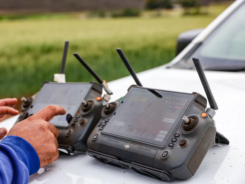 Ground-control workstation used to plan routes monitor links and review a VTOL acceptance mission